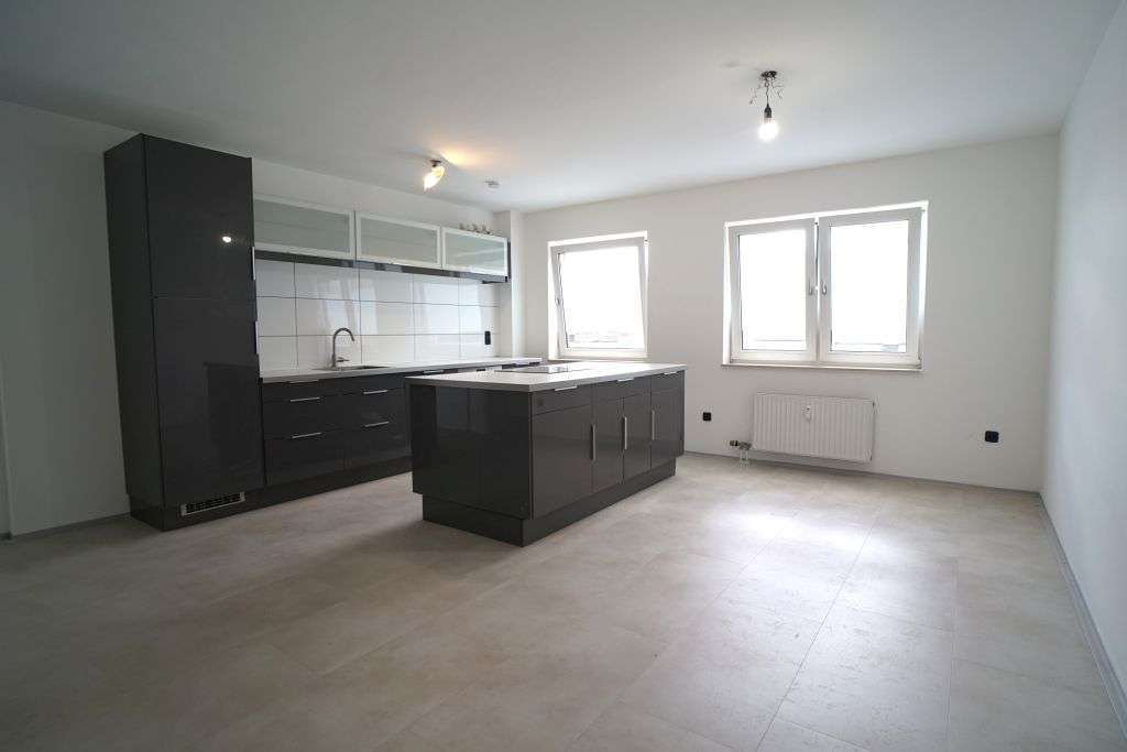 Thumbnail-Wohnung zum Kaufen in Dormagen 295.000,00 € 83 m²