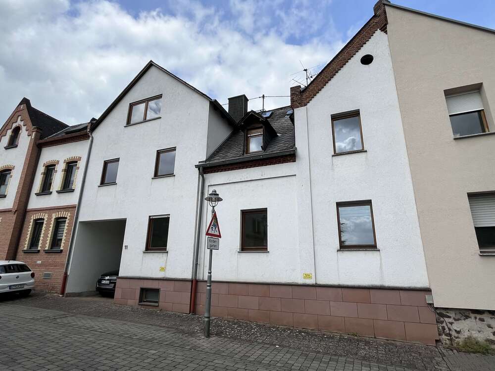 Thumbnail-Haus zum Kaufen in Koblenz 469.000,00 € 205.47 m²
