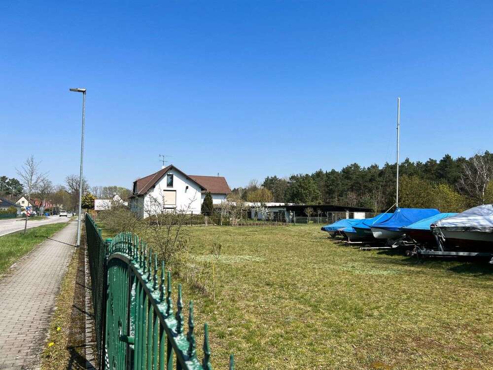 Thumbnail-Grundstück zu verkaufen in Kloster Lehnin OT Damsdorf 72.000,00 € 666 m²