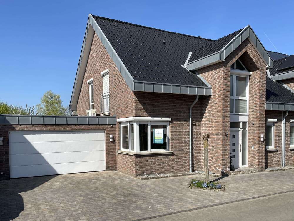 Thumbnail-Haus zum Kaufen in Jüchen-Holz 669.000,00 € 233 m²