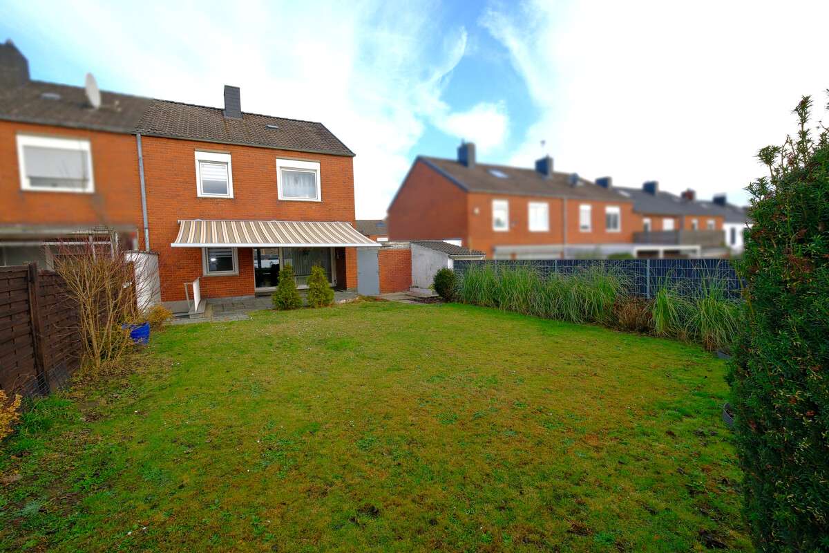 Thumbnail-Haus zum Kaufen in Eschweiler 274.000,00 € 96 m²