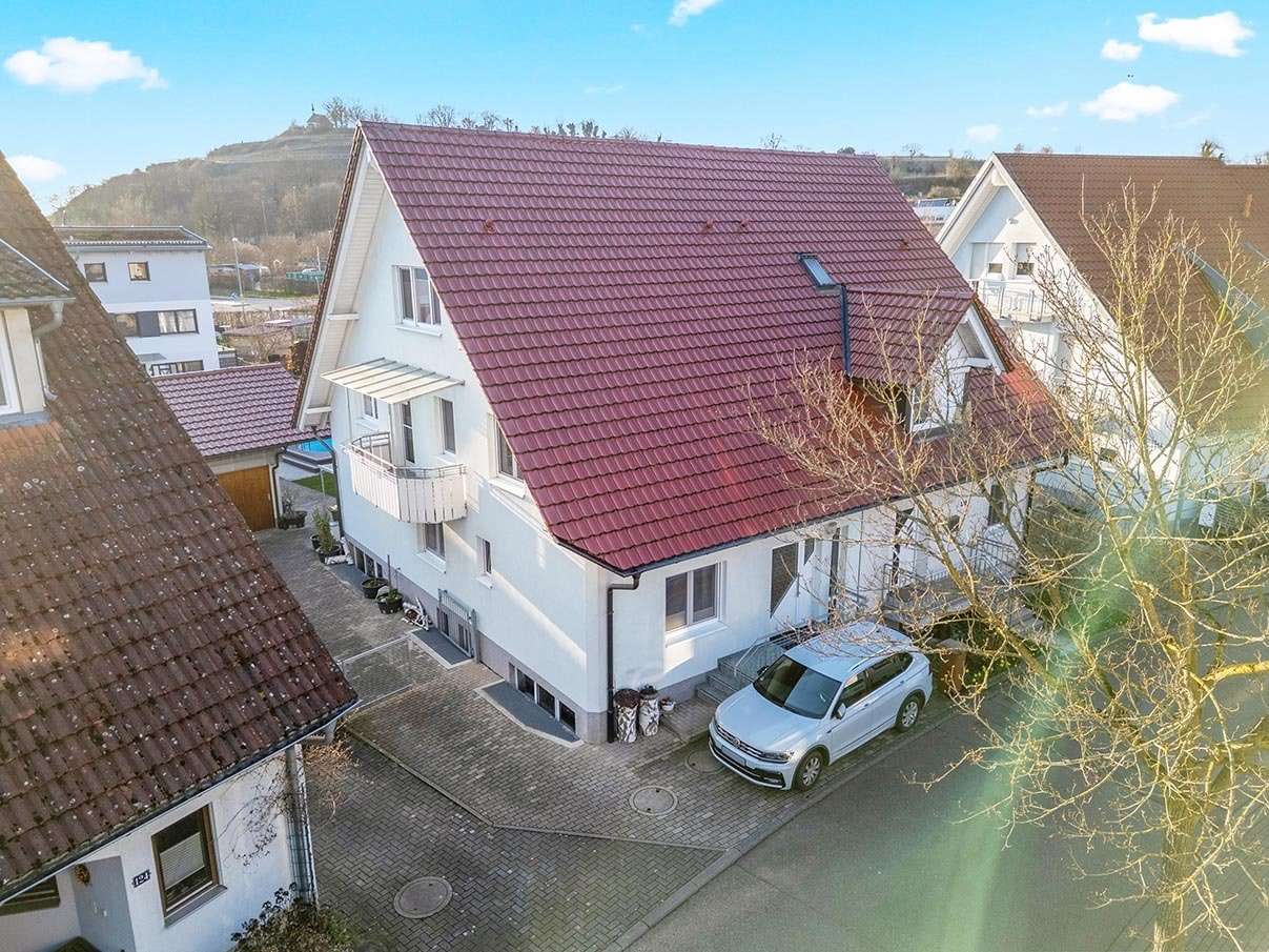 Thumbnail-Haus zum Kaufen in Freiburg 1.000.000,00 € 210 m²