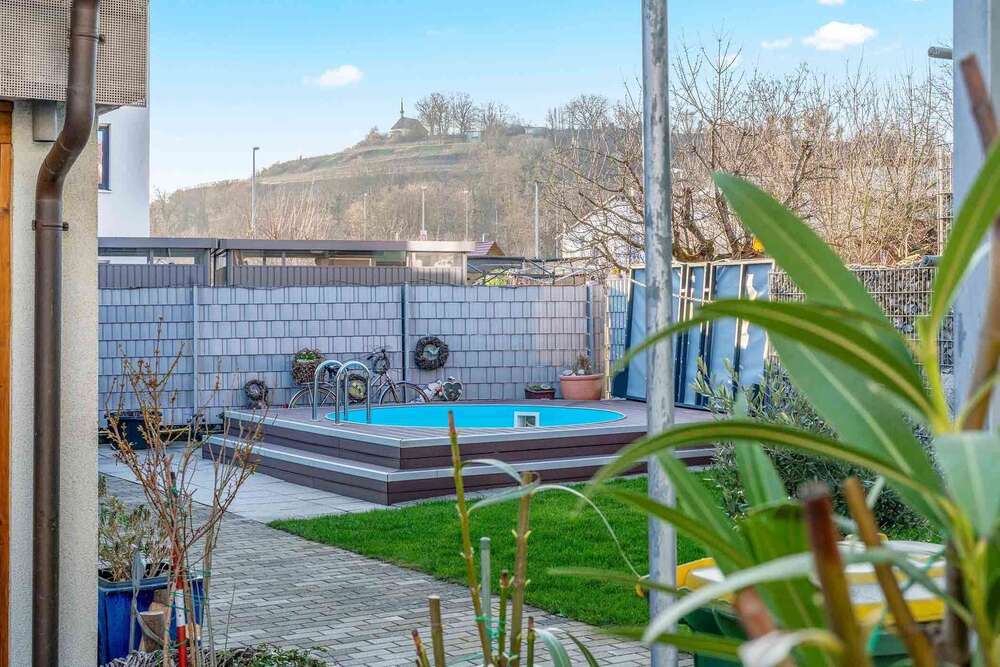 Thumbnail-Haus zum Kaufen in Freiburg 900.000,00 € 210 m²