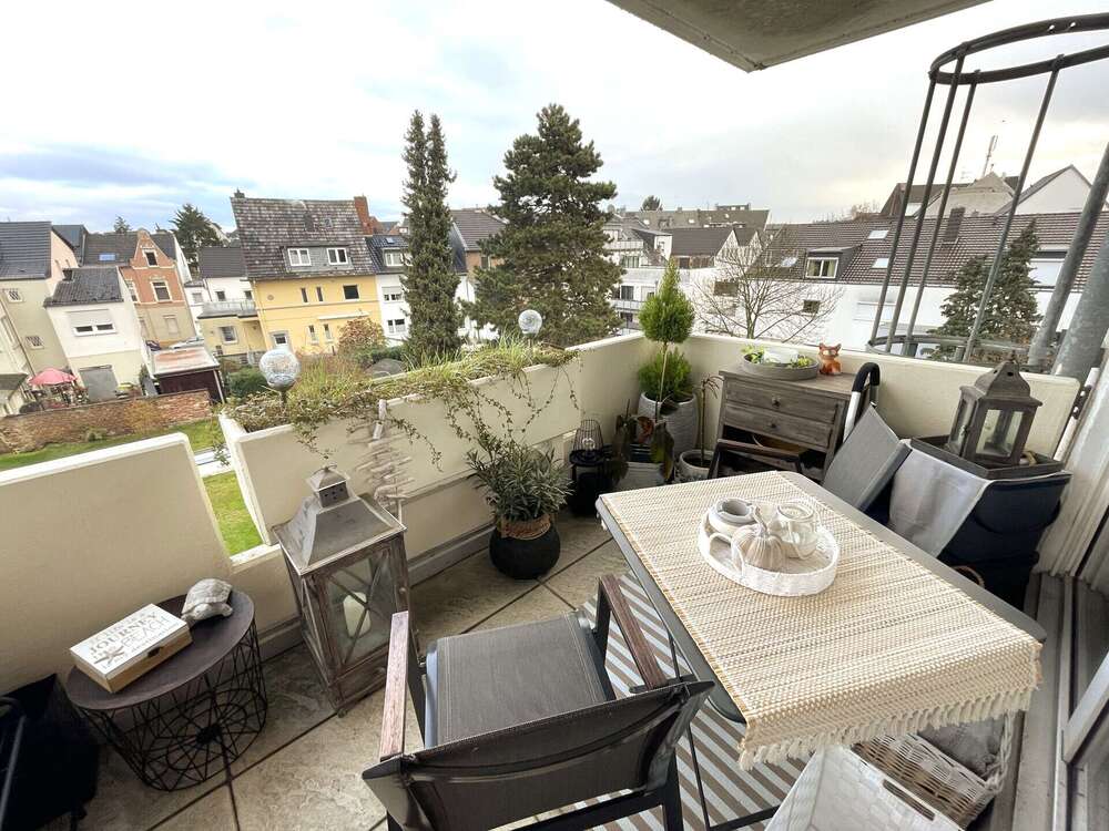 Thumbnail-Wohnung zum Kaufen in Siegburg 225.000,00 € 52 m²