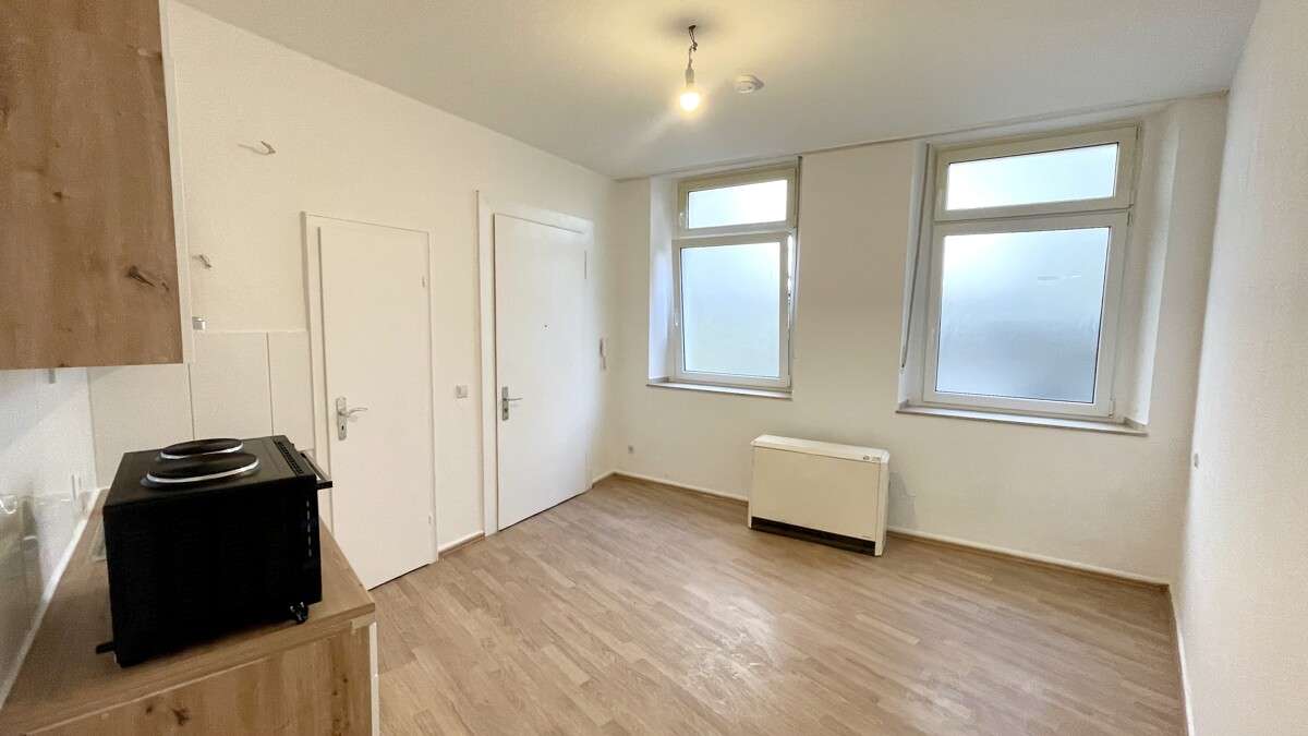 Thumbnail-Wohnung zum Mieten in Krefeld 300,00 € 16.39 m²