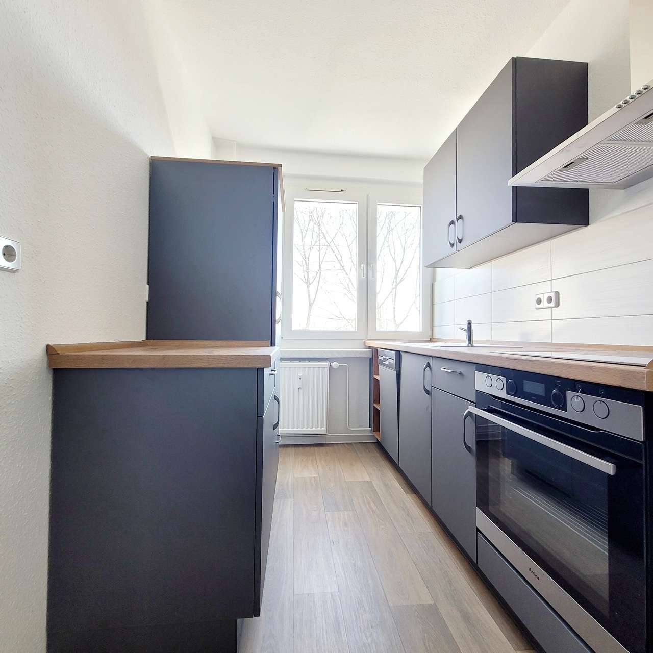 Thumbnail-Wohnung zum Mieten in Freiberg 420,00 € 50.59 m²