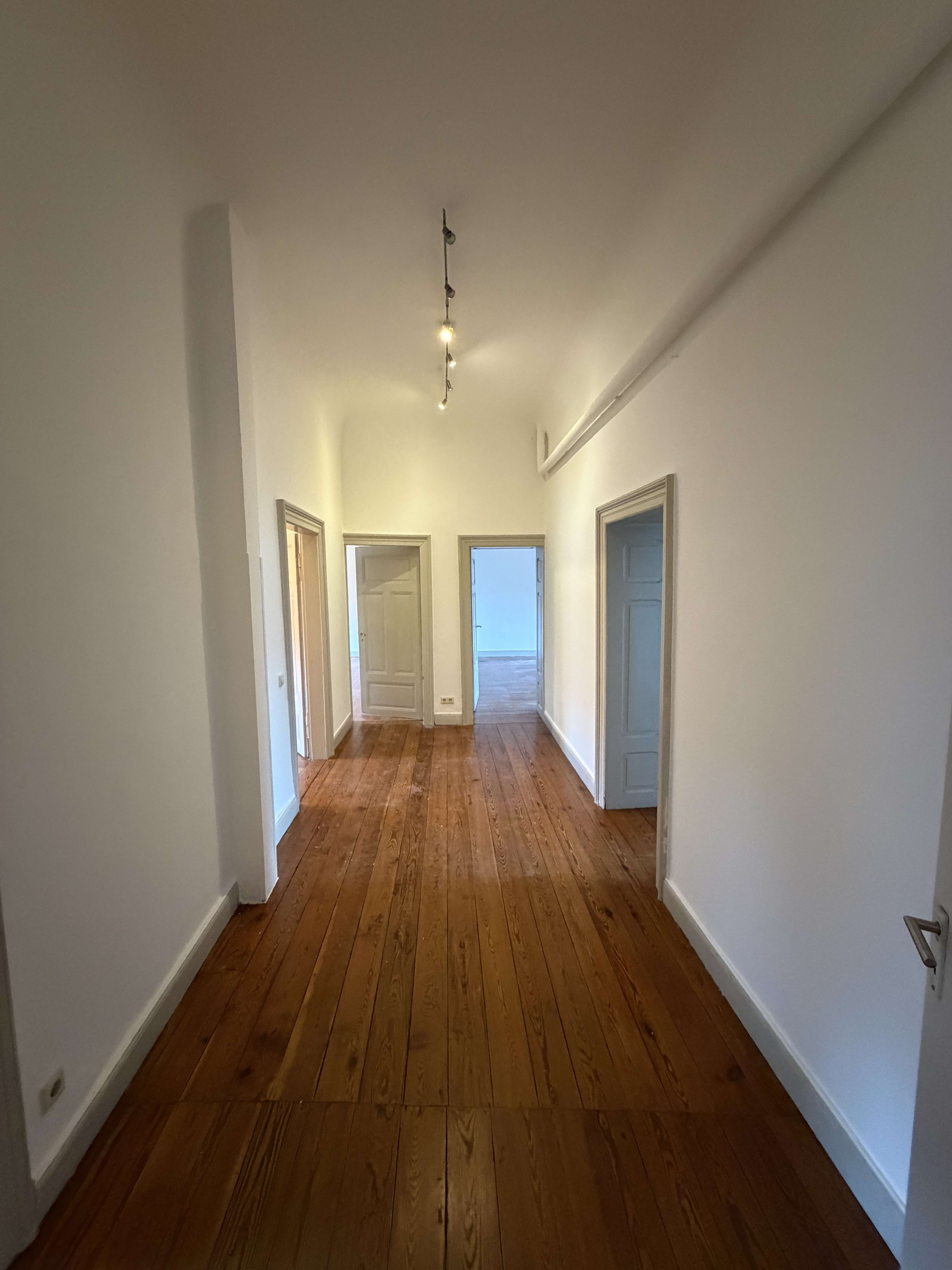 Thumbnail-Büro in Landstuhl 1.550,00 € 172 m²