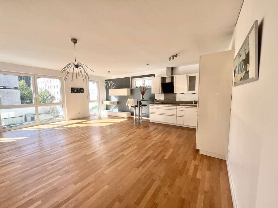 Thumbnail-Wohnung zum Kaufen in München 699.000,00 € 91 m²