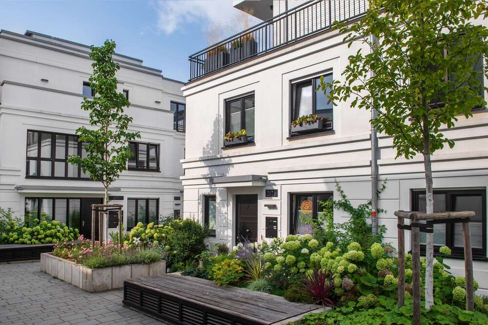Thumbnail-Wohnung zum Kaufen in Düsseldorf - Oberbilk 2.150.000,00 € 346 m²