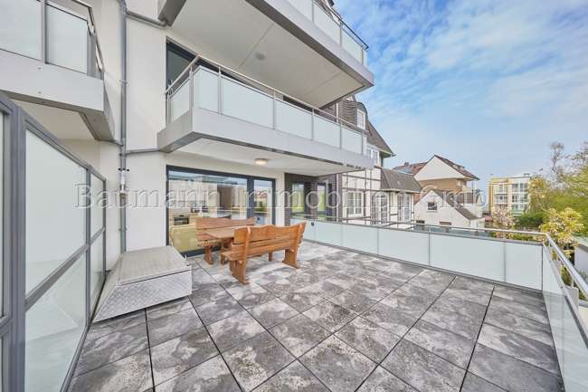 Thumbnail-Wohnung zum Kaufen in Cuxhaven 580.000,00 € 76.91 m²