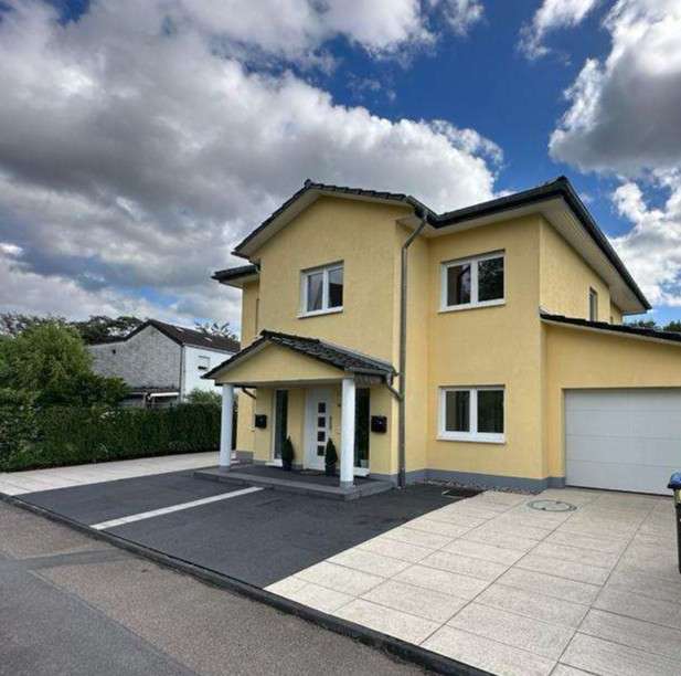 Thumbnail-Haus zum Kaufen in Köln 950.000,00 € 225 m²