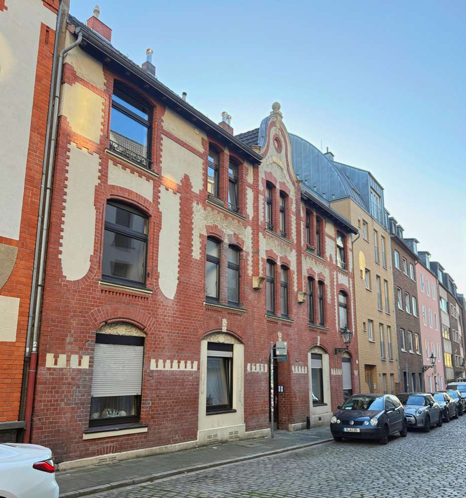 Thumbnail-Wohnung zum Kaufen in Düsseldorf 269.000,00 € 45 m²