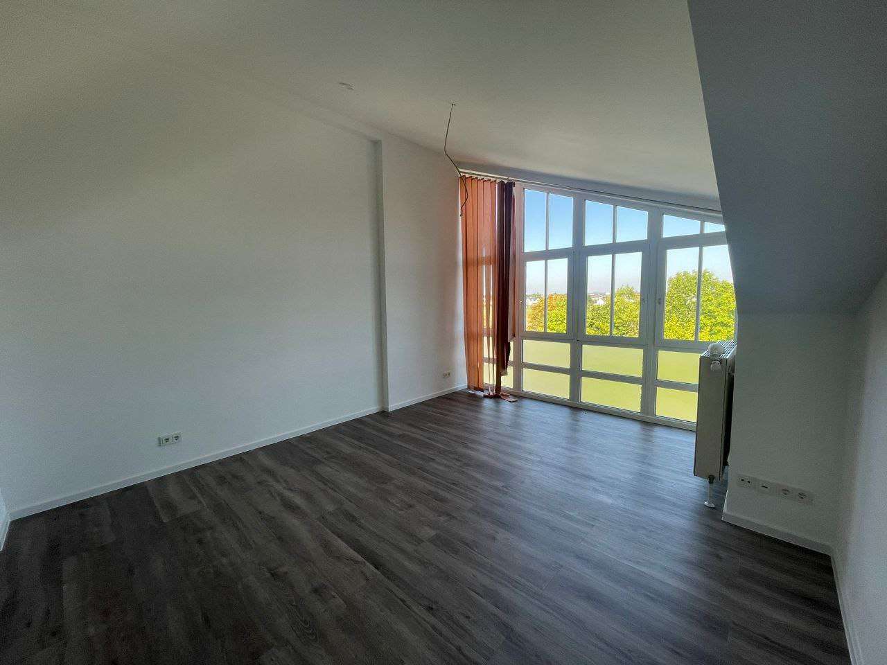 Thumbnail-Wohnung zum Kaufen in Gilching 350.000,00 € 70 m²