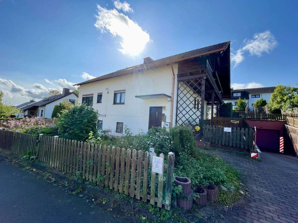 Thumbnail-Haus zum Kaufen in Habichtswald Dörnberg 320.000,00 € 183 m²