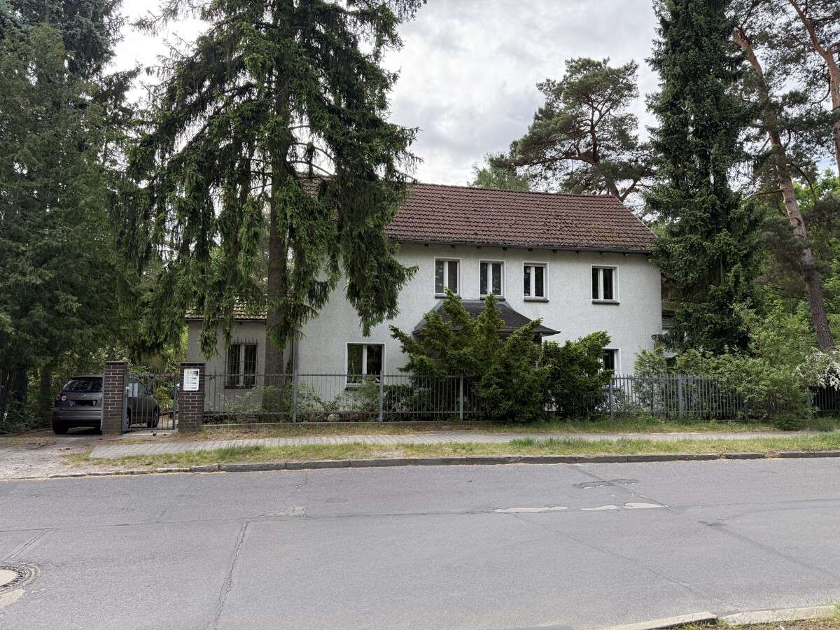 Thumbnail-Haus zum Kaufen in Berlin-Köpenick 598.000,00 € 251.13 m²