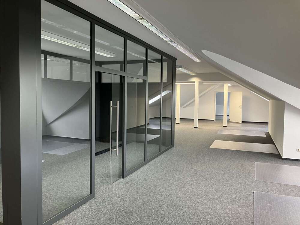 Thumbnail-Büro in Koblenz 2.486,00 € 226 m²
