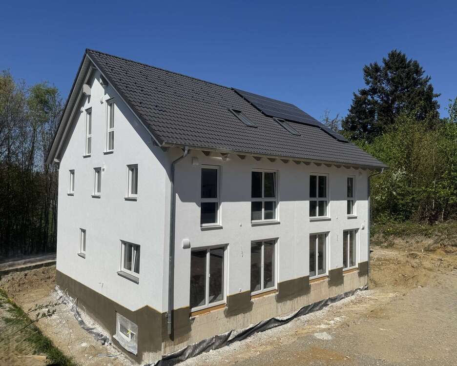 Thumbnail-Haus zum Kaufen in Fahrenzhausen 896.000,00 € 156.79 m²