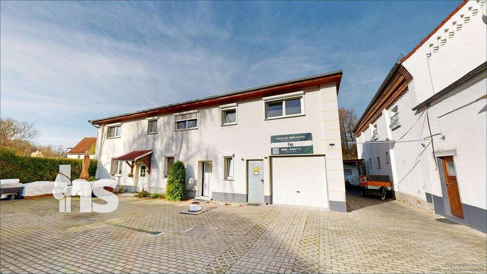 Thumbnail-Haus zum Kaufen in Schkopau 350.000,00 € 253 m²