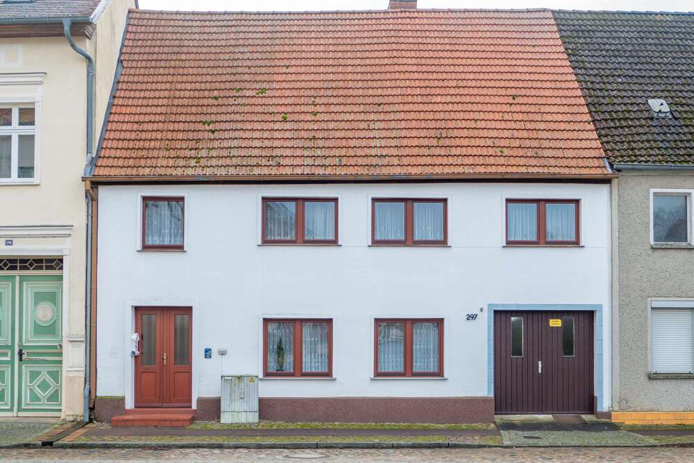 Thumbnail-Haus zum Kaufen in Gartz (Oder) 115.000,00 € 200 m²
