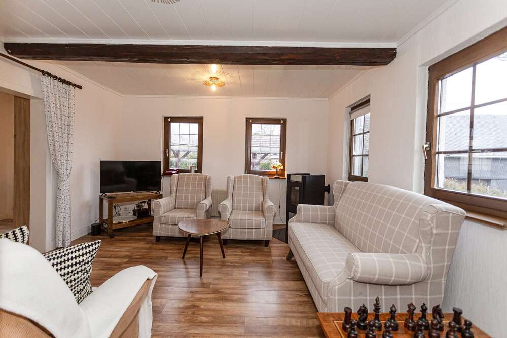 Thumbnail-Haus zum Kaufen in Mastershausen 235.000,00 € 150 m²