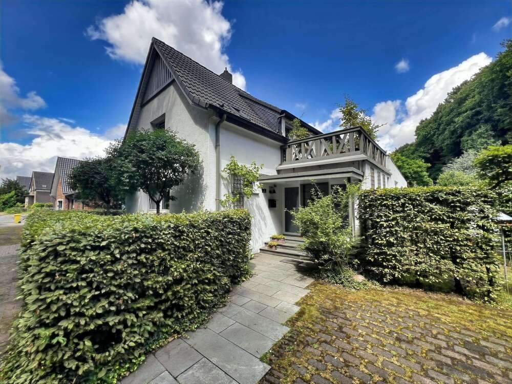 Thumbnail-Haus zum Kaufen in Bottrop 560.000,00 € 218.87 m²