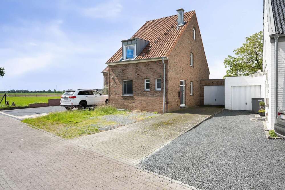 Thumbnail-Haus zum Kaufen in Heinsberg Scheifendahl 248.000,00 € 127 m²