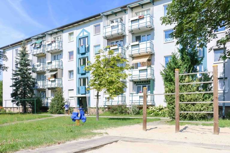 Thumbnail-Wohnung zum Mieten in Hoyerswerda 360,00 € 61.04 m²