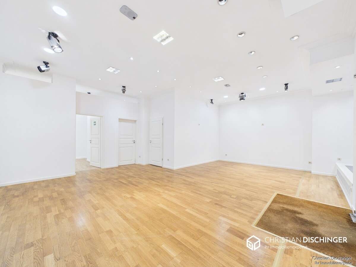 Thumbnail-Einzelhandel in Regensburg 2.000,00 € 80 m²