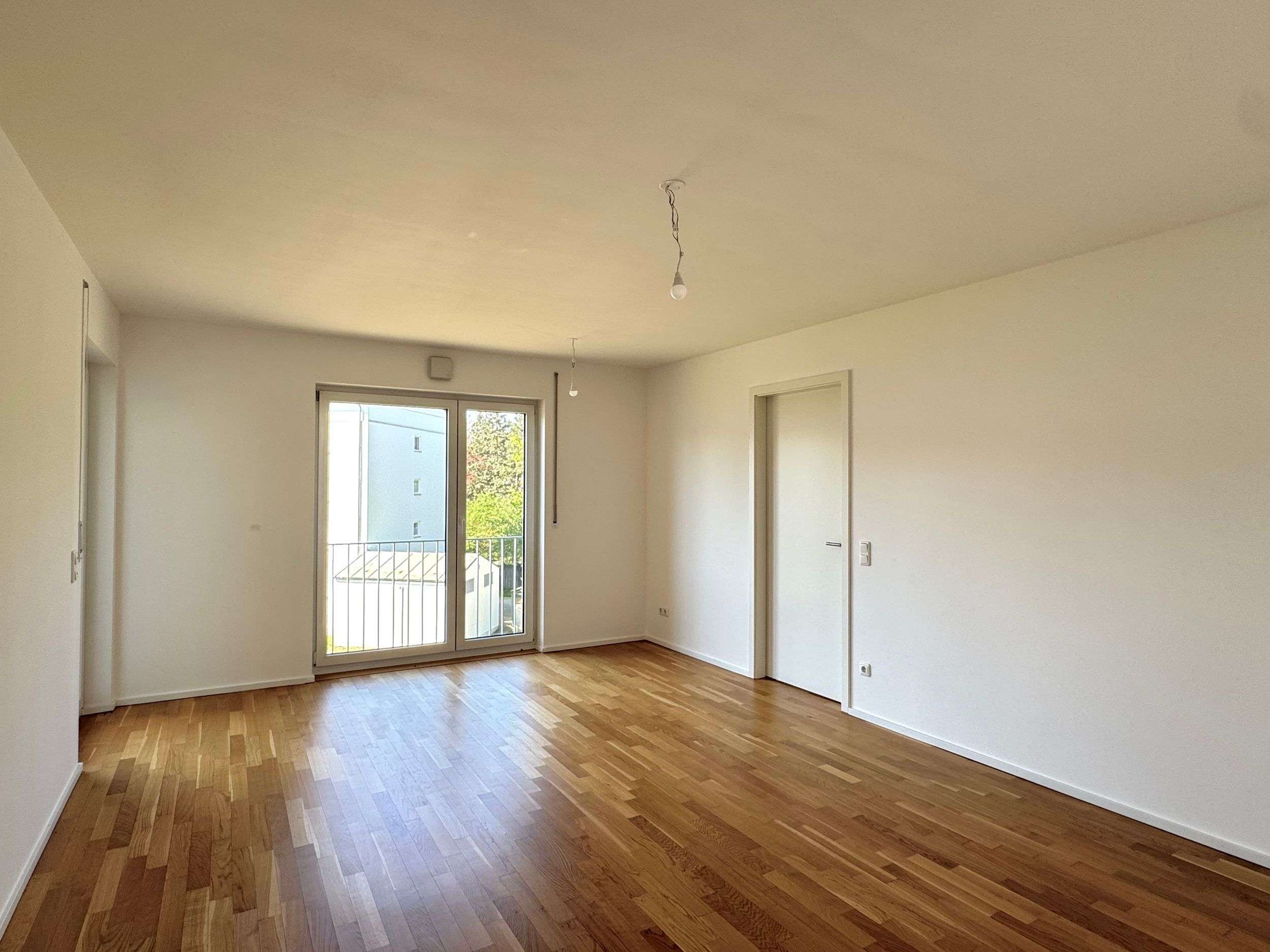 Thumbnail-Wohnung zum Mieten in Augsburg 1.085,00 € 61.96 m²