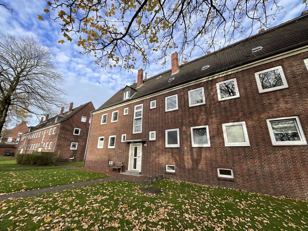 Thumbnail-Wohnung zum Kaufen in Wilhelmshaven 61.000,00 € 58.96 m²