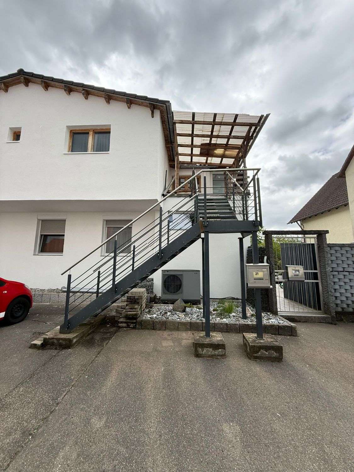 Thumbnail-Wohnung zum Kaufen in Rudersberg 299.999,00 € 129.66 m²