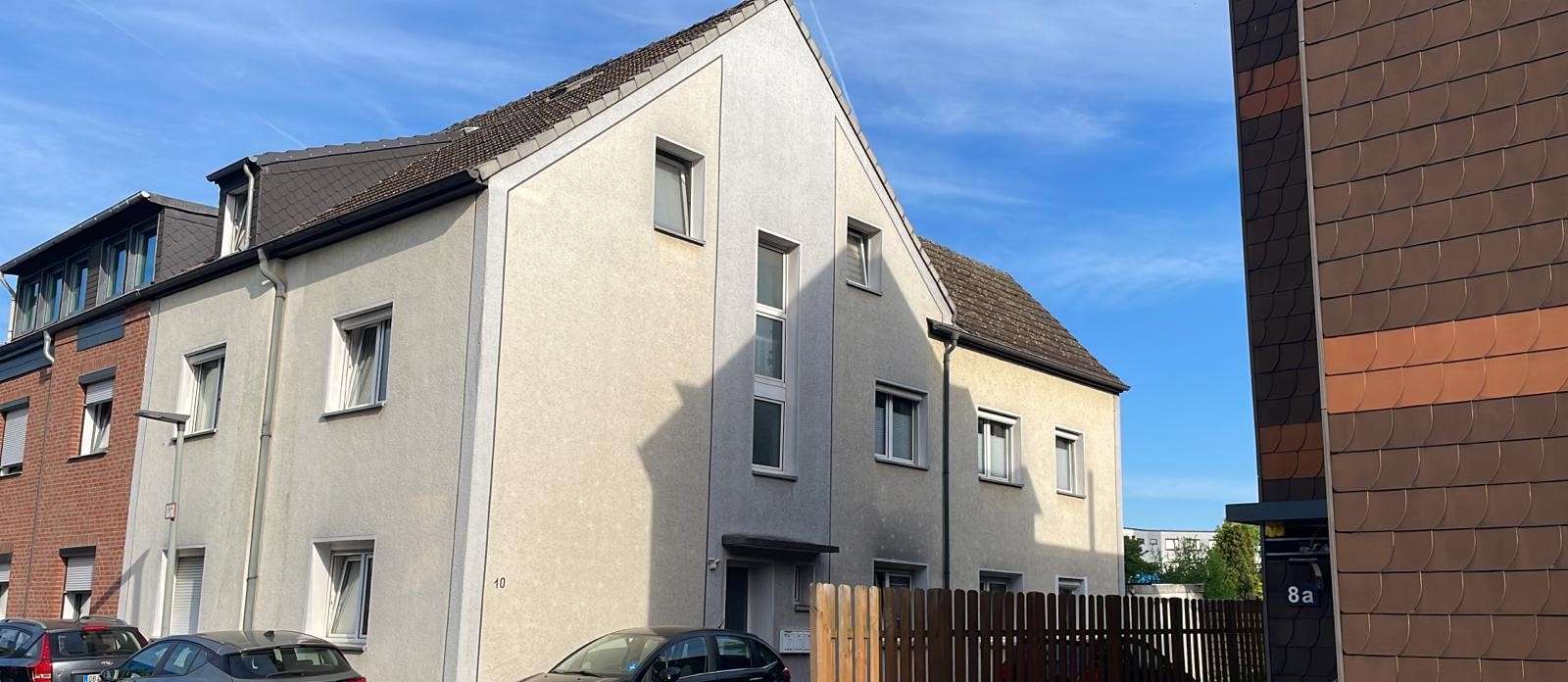 Thumbnail-Haus zum Kaufen in Oberhausen 295.000,00 € 244.23 m²