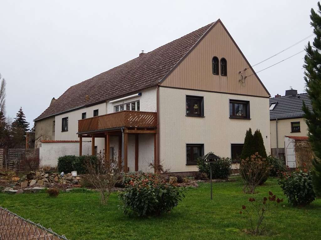 Thumbnail-Haus zum Kaufen in Liebschützberg 99.000,00 € 191 m²