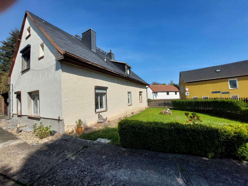 Thumbnail-Haus zum Kaufen in Wettin-Löbejün OT Wettin 195.000,00 € 125 m²