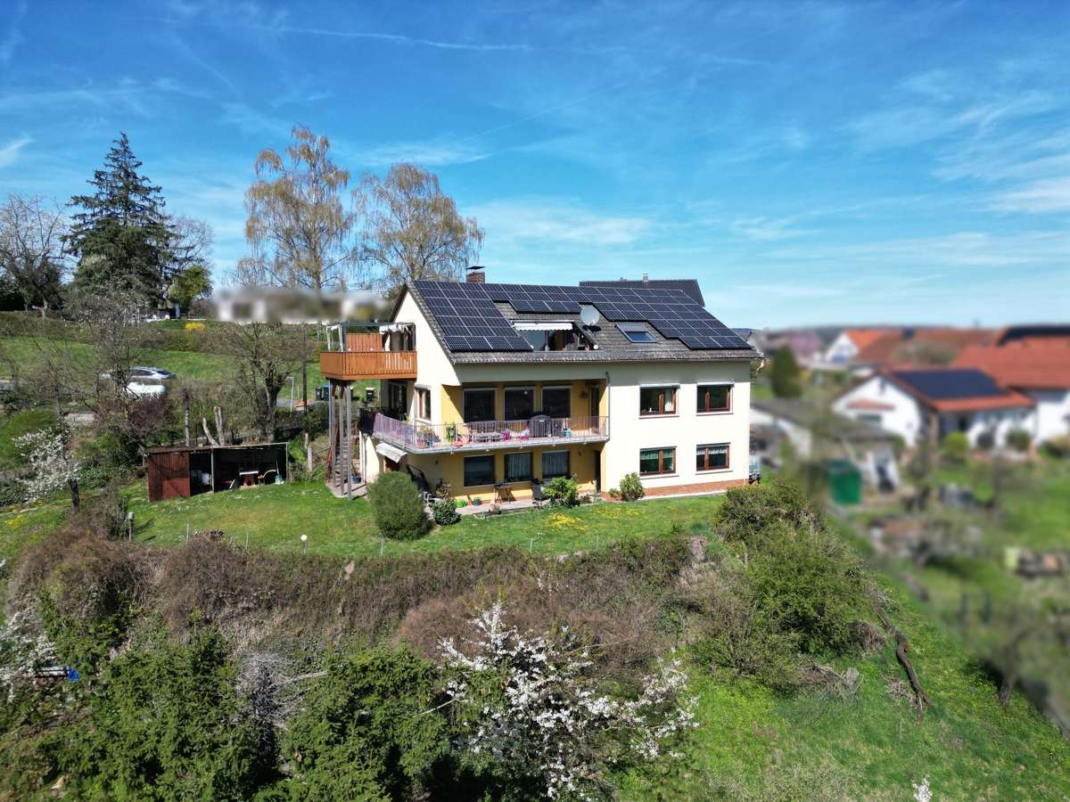 Thumbnail-Haus zum Kaufen in Cölbe Reddehausen 349.000,00 € 285 m²