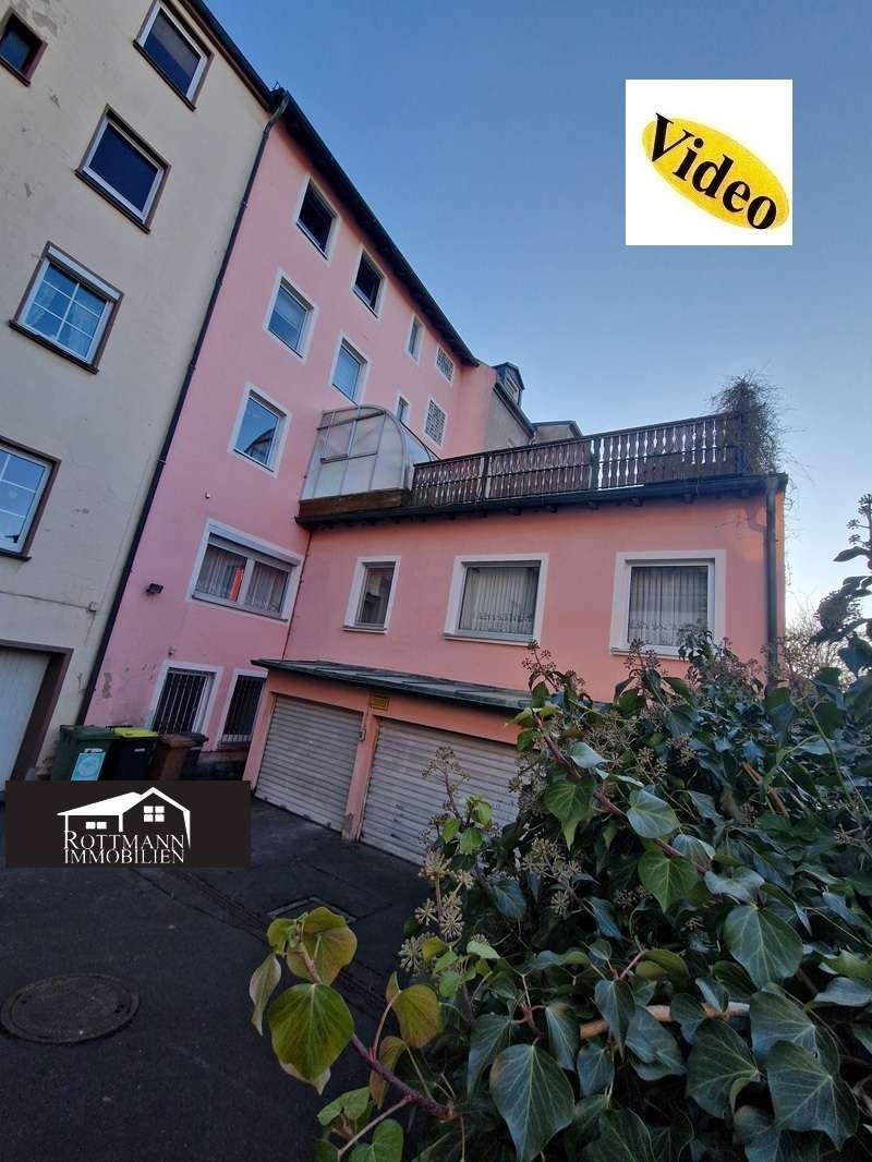 Thumbnail-Haus zum Kaufen in Hof 275.000,00 € 330 m²