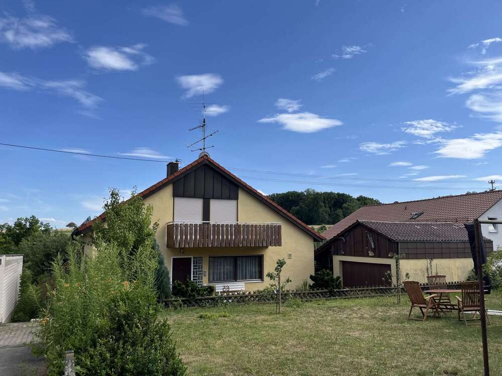 Thumbnail-Haus zum Kaufen in Herrenberg 495.000,00 € 147 m²