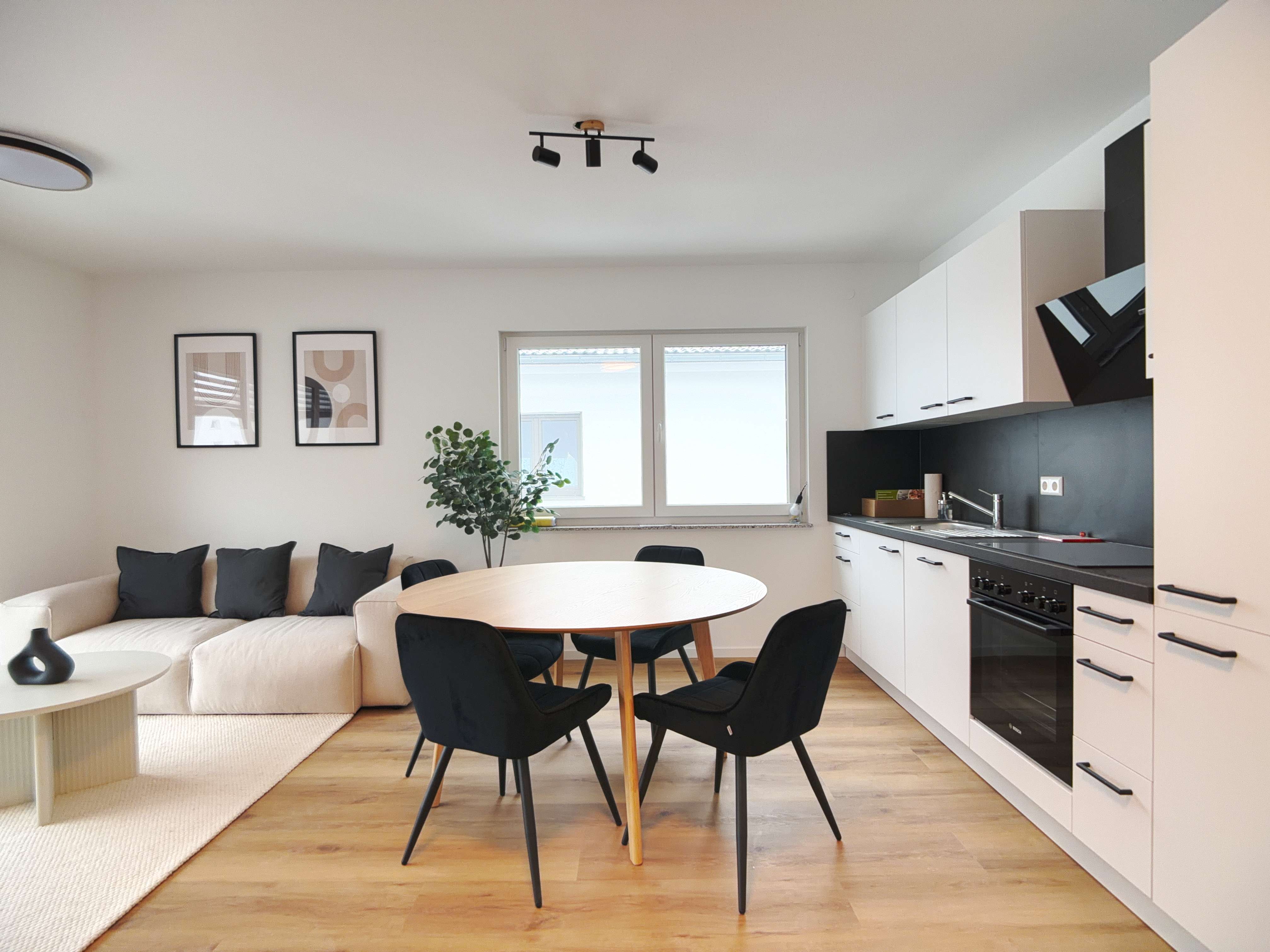 Thumbnail-Wohnung zum Kaufen in Königsfeld 409.000,00 € 89.37 m²