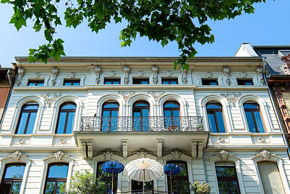 Thumbnail-Wohnung zum Kaufen in Wiesbaden Wiesbaden Mitte 749.000,00 € 156 m²