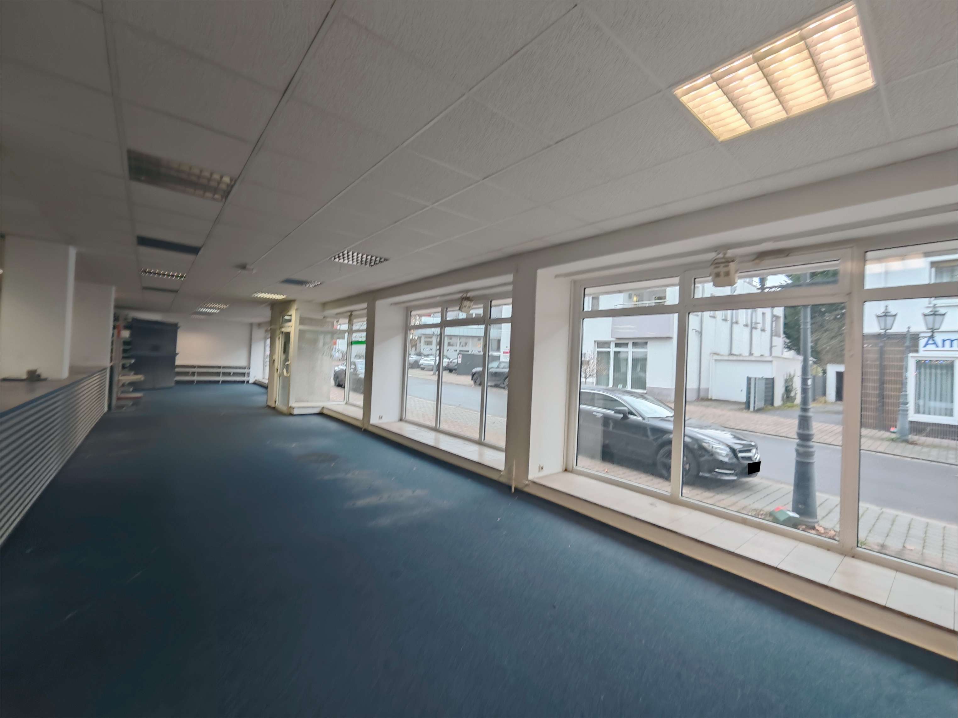 Thumbnail-Einzelhandel in Homburg 3.200,00 € 500 m²