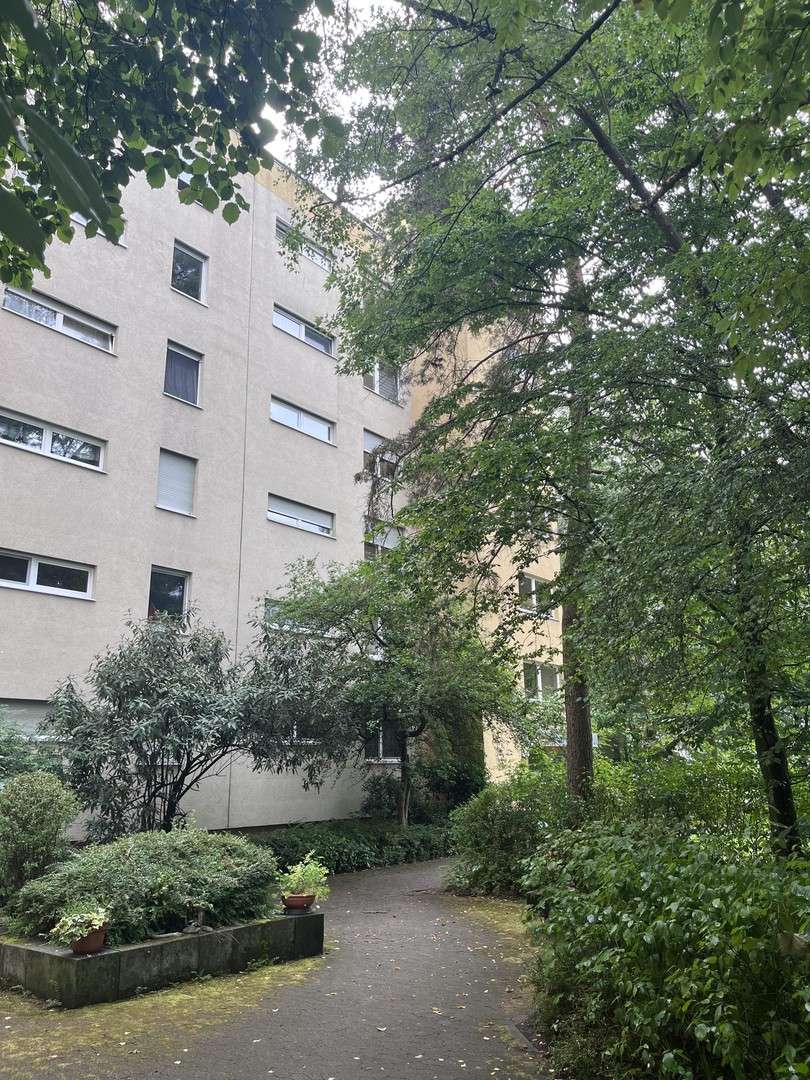 Thumbnail-Wohnung zum Kaufen in Nürnberg 210.000,00 € 57 m²