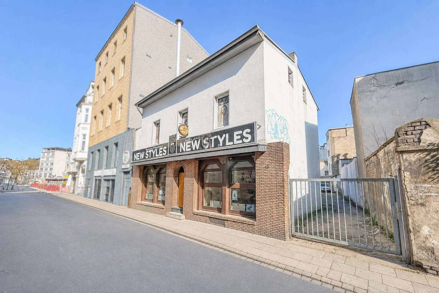 Thumbnail-Grundstück in Duisburg-Dellviertel 350.000,00 € 173 m²