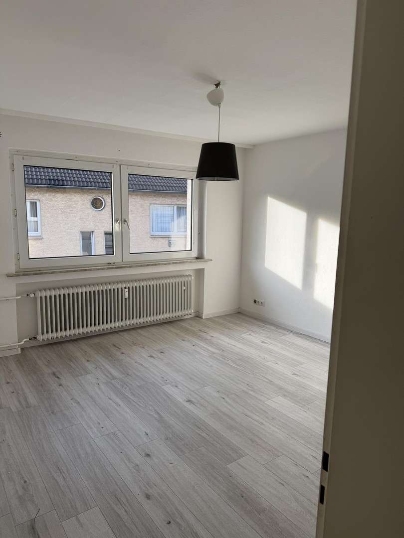 Thumbnail-Wohnung zum Mieten in Wuppertal 600,00 € 70.12 m²