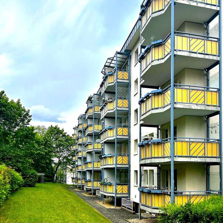 Thumbnail-Wohnung zum Mieten in Zwickau 328,60 € 62 m²