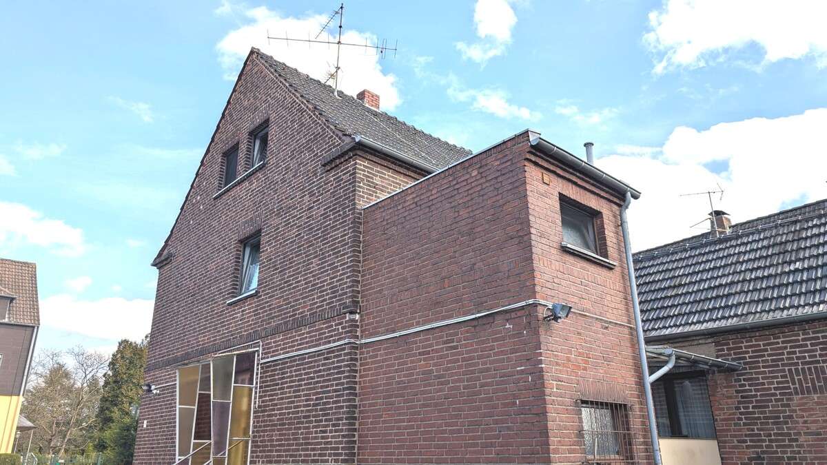 Thumbnail-Haus zum Kaufen in Langenfeld 480.000,00 € 126 m²