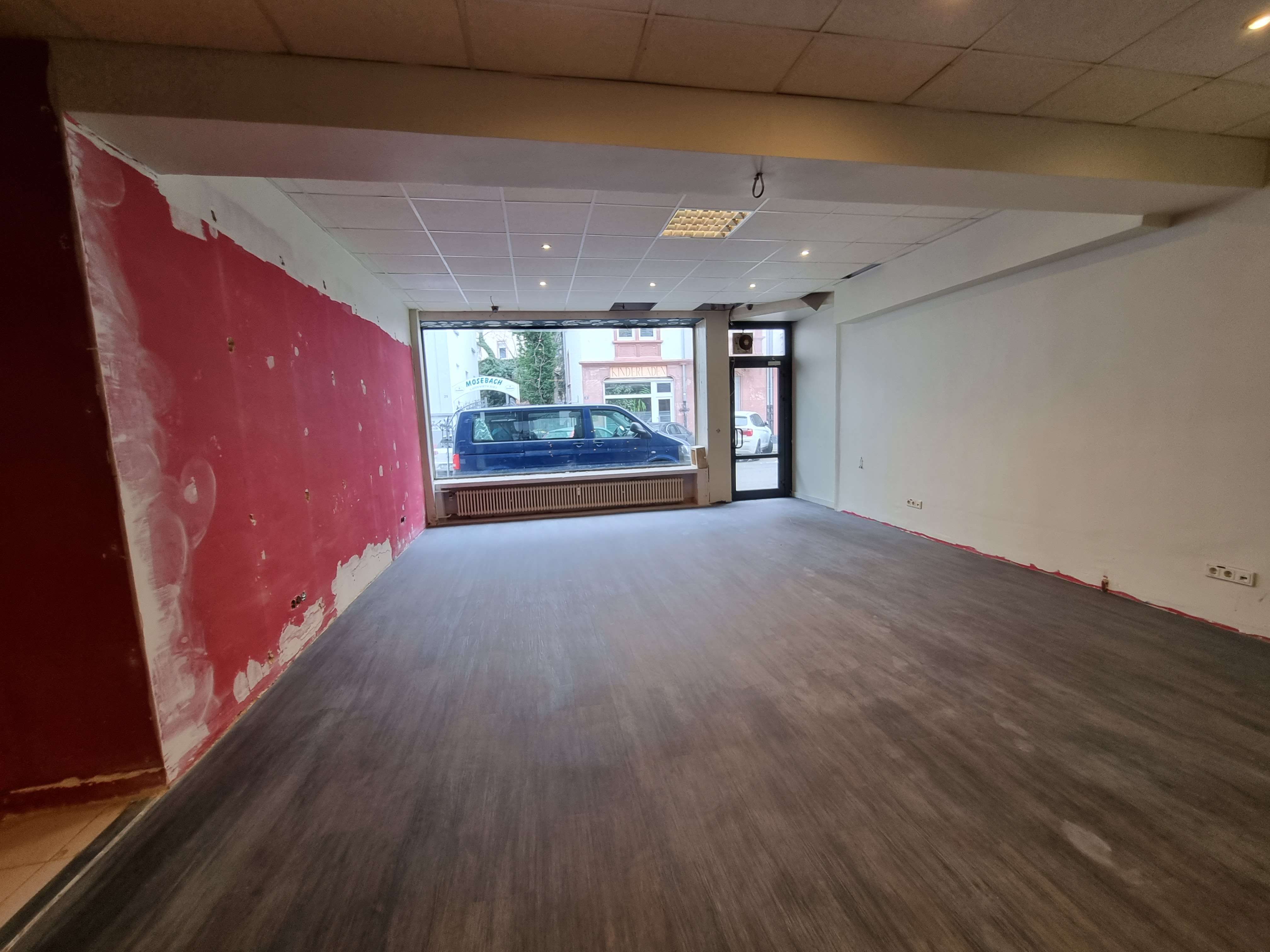 Thumbnail-Einzelhandel in Frankfurt 2.150,00 € 75 m²