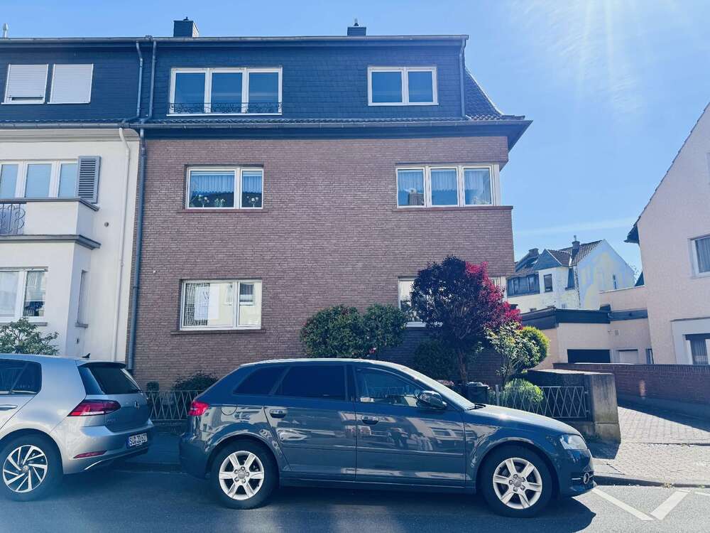 Thumbnail-Haus zum Kaufen in Siegburg 549.000,00 € 251 m²