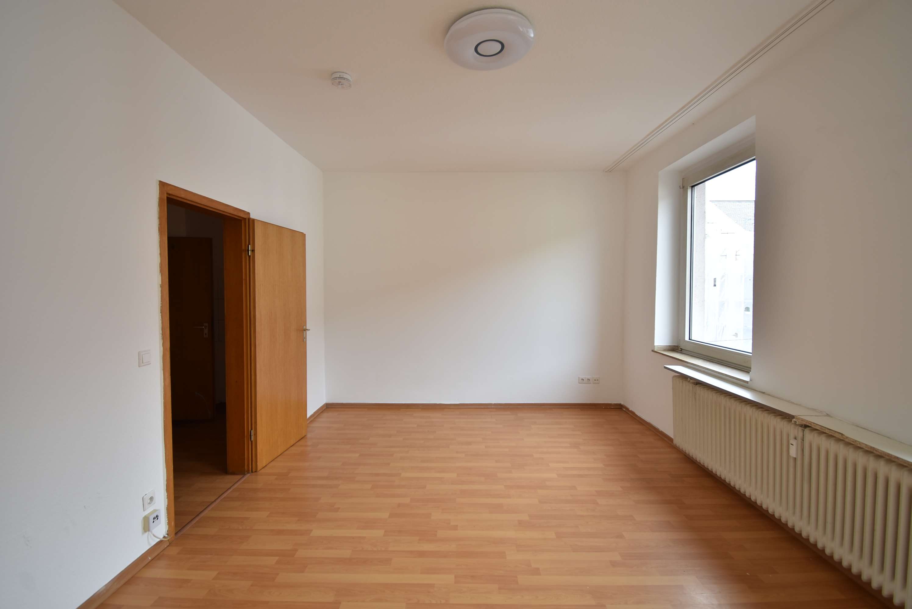 Thumbnail-Wohnung zum Mieten in Düsseldorf 600,00 € 24.96 m²