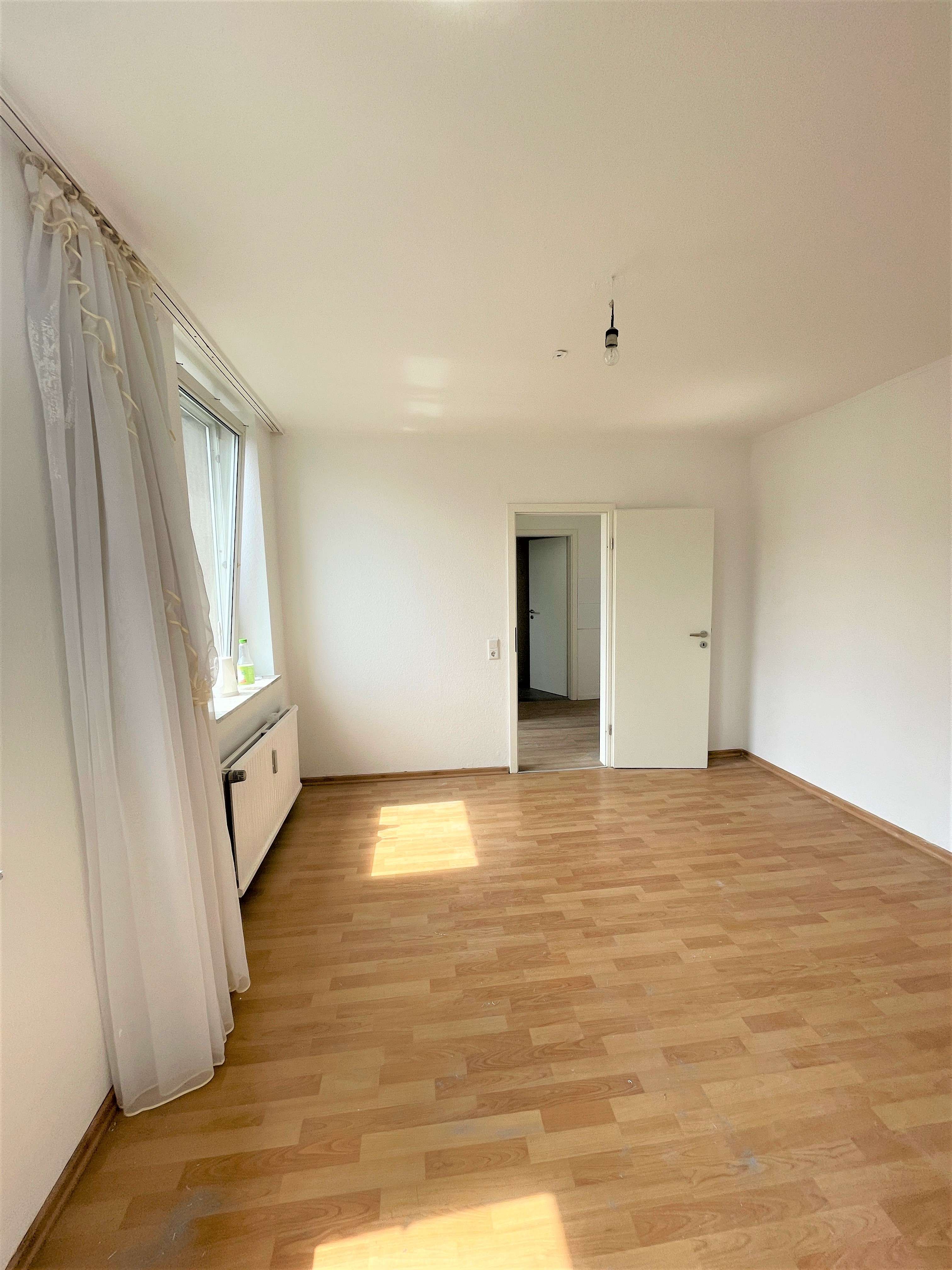 Thumbnail-Wohnung zum Mieten in Krefeld 403,00 € 37 m²