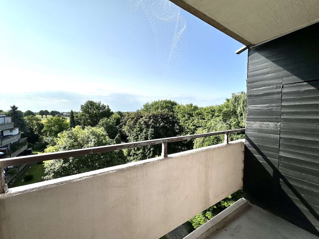 Thumbnail-Wohnung zum Kaufen in Neuss 88.000,00 € 29.89 m²